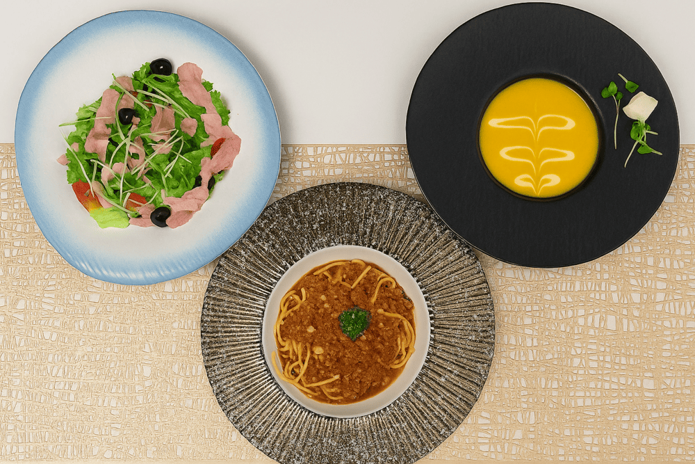 From hearty steaks to fresh salads, La Libra's diverse menu offers something for every taste and budget